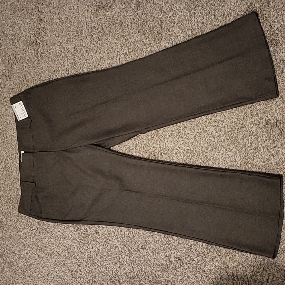 NWT New York & Company 7th Avenue Bootcut Dress pants, size 14 petite